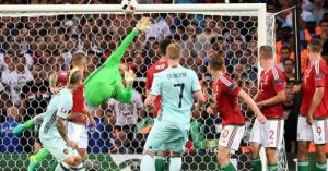 Gábor Kiraly: La mejor atajada de la temporada en Europa a de bruyne en la euro 2016