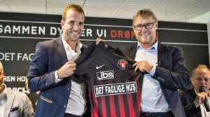 El Holandés Rafael Van der Vaart es nuevo jugador Midtjylland de Dinamarca