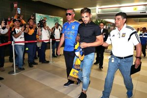 Llegó @AndyDelort9 para realizar exámenes médicos. @TigresOficial