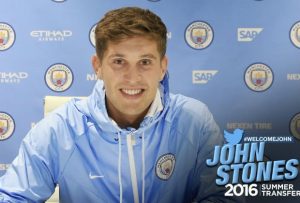 Manchester City ficha a John Stones