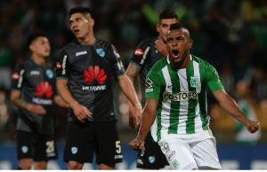 Miguel Borja celebrando un gol con Atlético Nacional