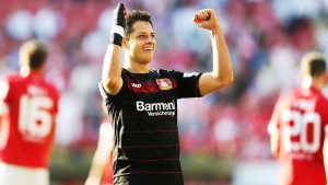 Chicharito con el Leverkusen