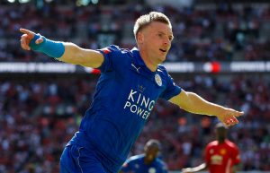 Primerplano de Jamie Vardy celebrando un gol