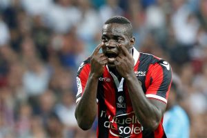 Balotelli con el Niza de la liga francesa