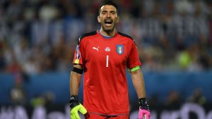 buffon en la seleccion italia, guantes puma