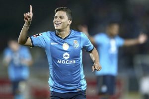 Juan fernando quintero celebra un gol con el Porto