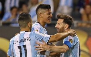 Agüero y Messi con Argentina