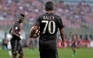 Bacca de espalda con el Milan