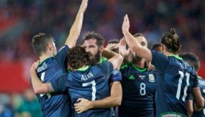 Gales ante Austria