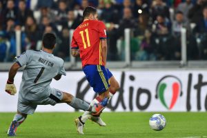 Error de Gianluigi Buffon ante España