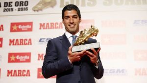 Luis Suárez con la Bota de Oro