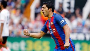 Luis Suárez celebrando un gol con el Barcelona
