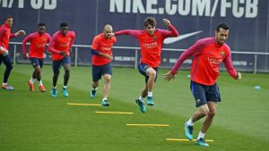 Sergio Buquets entrenando con el Barcelona
