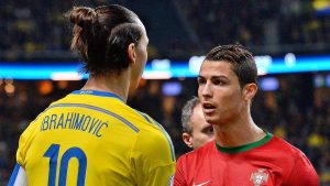 Cristiano y Zlatan Ibrahimovic se saludan