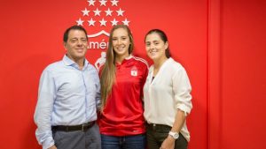 Nicole Regnier, la hermosa futbolista, es nueva jugadora del América de Cali Femenino.