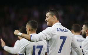 Cristiano Ronaldo celebrando con el Real Madrid ante el Atlético de Madrid