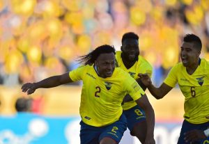 En Quito, Ecuador venció 3-0 a Venezuela y sigue en zona de clasificación directa.