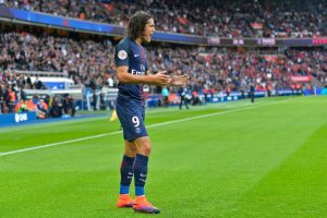 Edinson Cavani plano general con PSG