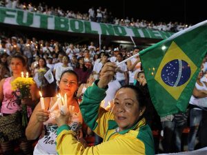 homenaje chapecoense estadio atanasio girardot