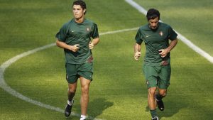 Cristiano Ronaldo y Luis Figo entrenando con Portugal