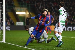 Doblete de messi quien celebra un gol en la champions league 2016-17 con el barcelona