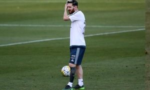 messi y su nuevo tatuaje en la pierna izquierda 2016