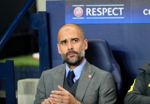 pep guardiola durante el partido de champions entre el barcelona y el manchester city