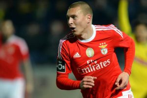 Victor Lindelöf con el Benfica