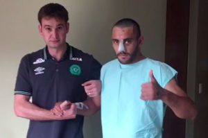 Sorprendente mejoría de Alan Ruschel, sobreviviente del accidente de Chapecoense que ya camina