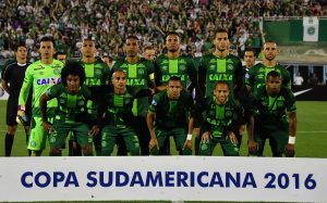 OFICIAL!!! @ChapecoenseReal ES EL CAMPEÓN DE LA #CopaSudamericana.