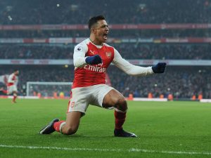 Alexis Sánchez celebrando con el Arsenal