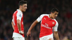 Mesut Özil y Alexis Sánchez