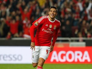 Raúl Jiménez con Benfica