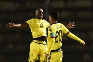 Colombia alcanzó triunfo agónico ante Brasil y sigue con vida en el Sudamericano Sub-20