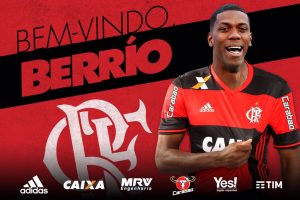 O novo reforço rubro-negro, Orlando Berrío, será apresentado amanhã no Ninho do Urubu.