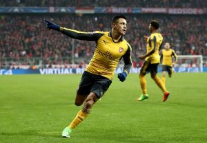 Alexis Sánchez celebrando con el Arsenal ante el Bayern Múnich en Champions League