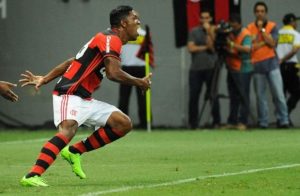 Orlando Berrío se estrena con gol en Flamengo