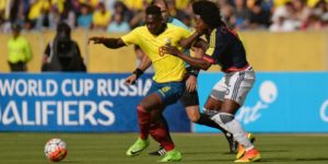 Carlos Sánchez ante Ecuador