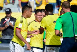 Muriel y James con Colombia