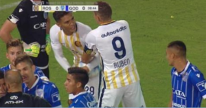 pelea marco ruben y teo gutierrez rosario central