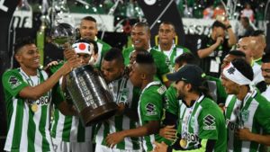 Nacional festejando la Libertadores