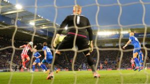 golazo de cabeza de saul ñiguez atletico de madrid 1-1 leicester city cuartos de final champions league 2016-17