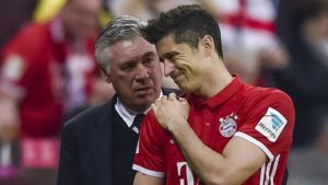 lesion hombro lewandowski bayern munich