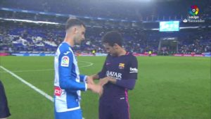 El saludo de neymar y baptistao tras el barcelona espanyol