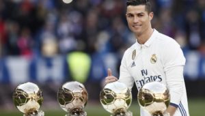 CR7 con sus 4 Balones de Oro