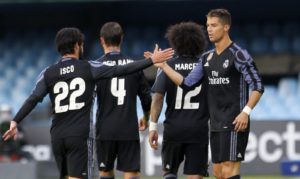 Cristiano Ronaldo con Isco celebrando Real Madrid