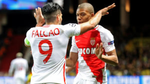 Falcao y Mbappé con el Mónaco