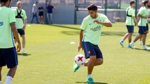Luis Suárez control balón Barcelona