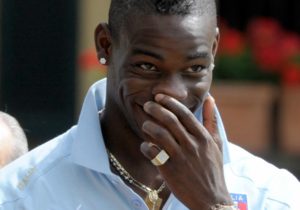 Balotelli sonriendo