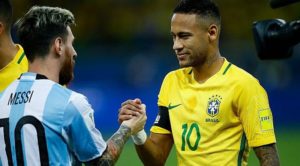 neymar y messi se saludan en un duelo entre argentina y brasil